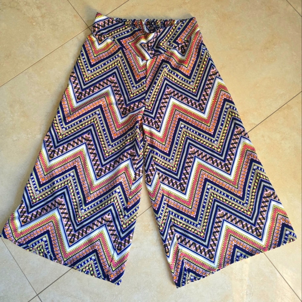 Mix Nouveau Culotte pants, Size Medium, multicolor